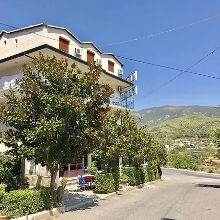 Ramis & Outdoor Sports Center 호텔