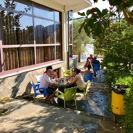 מלון Ramis & Outdoor Sports Center Përmet